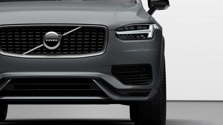 Volvo Xc90 Front View